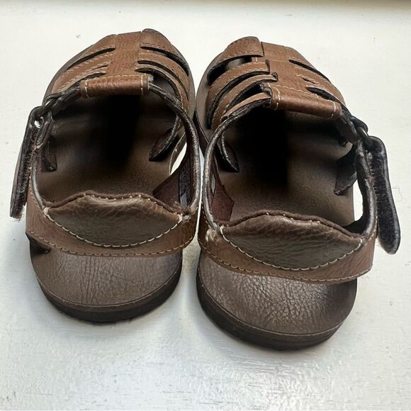 Ugg Josiah Toddler Unisex Faux Leather Sandals in Chestnut US 10 EUC - Picture 3 of 6
